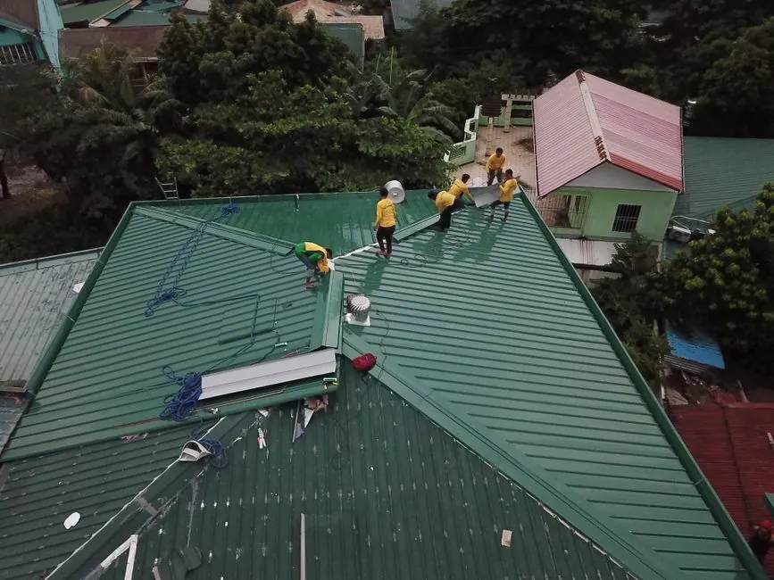 Roofing Crews Who Know Connecticut Roofs